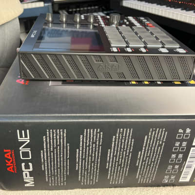 Akai MPC One Standalone MIDI Sequencer | Reverb Canada