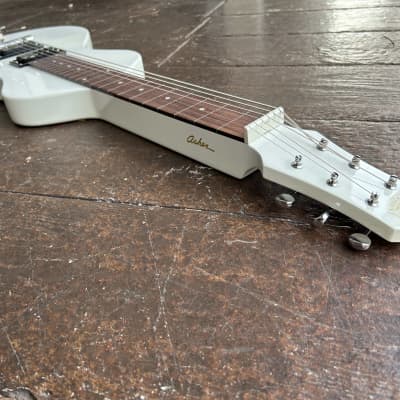 Asher Lap Steel with Certano Palm Benders - White image 11