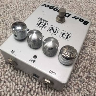 DNA Analogic Bass Dragger BD-1 Guitar Effect Pedal Overdrive