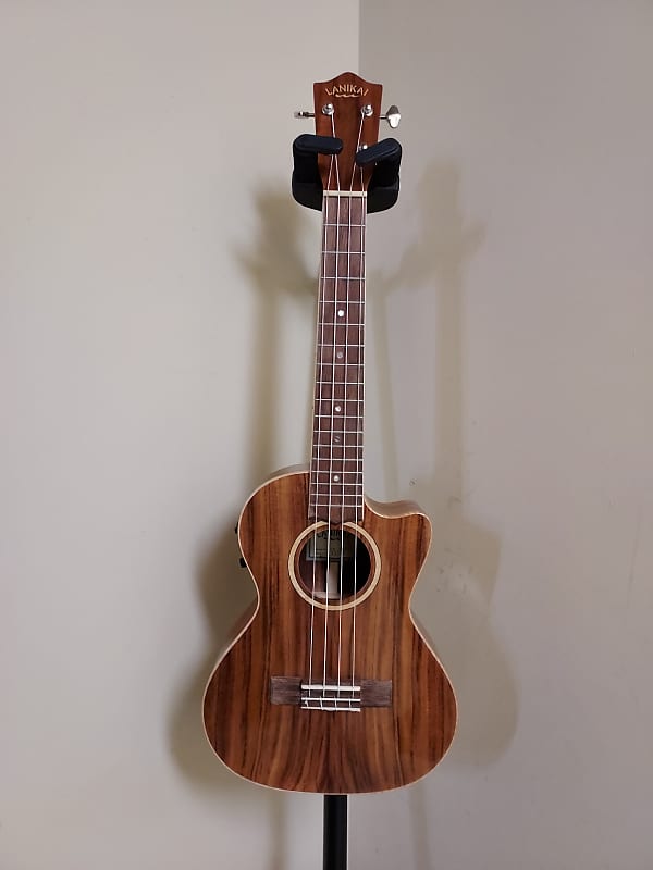 Lanikai ACSCET All Solid Acacia Tenor with Fishman(R) Kula Reverb