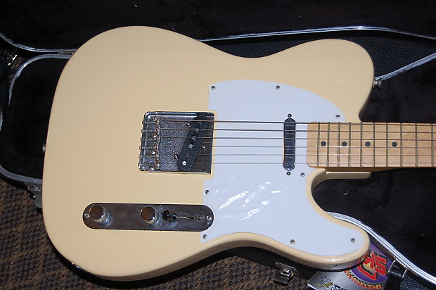 ギター Fender James Burton Standard Telecaster Fender James Burton Telecaster - Blue Paisley Flames