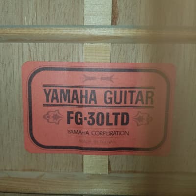 Yamaha   Fg30 Ltd � Red Label image 6