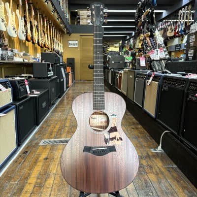 Taylor AD22e Mahogany/Sapele Grand Concert Acoustic-Electric Guitar 2021 w/Hard Case, Materials image 4