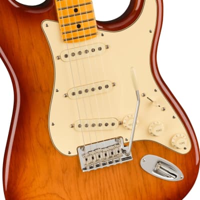 Fender American Professional II Stratocaster Maple Fingerboard, Sienna Sunburst image 4
