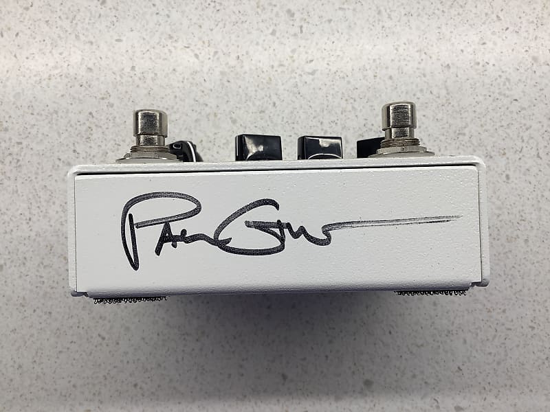 Majik Box Fuzz Universe FU-2C. | Reverb
