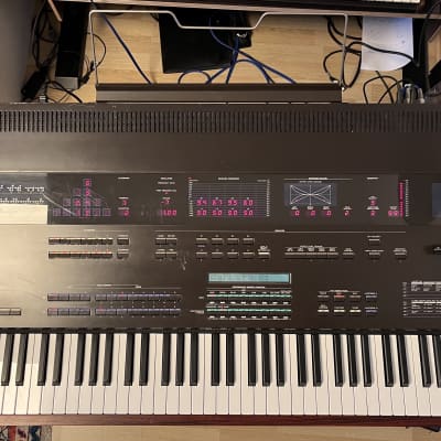 EUROPE: Yamaha DX1  - poly Aftertouch FM Monster!