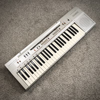 1980s Casio Casiotone CT-310 49 Key Synthesizer Keyboard