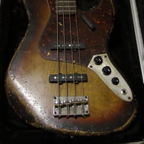 Luthier-made Jazz Bass 2000s 3 Color Sunburst relic image 8