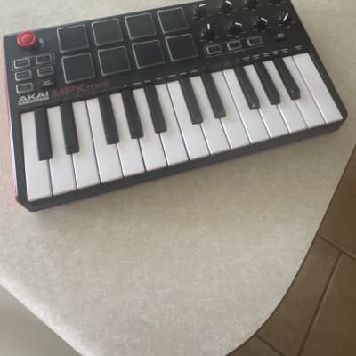 Akai MPK Mini MKII 25-Key MIDI Controller 2014 - Present - Red with Black Keys