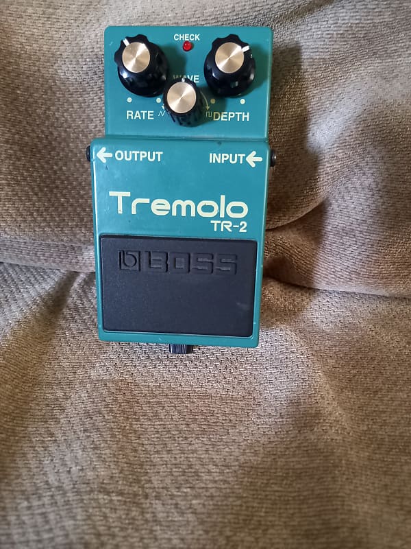 Boss TR-2 TREMOLO | Reverb UK