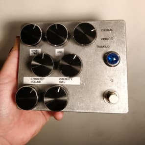 Doxasound Voodoo Vibe Univibe Pedal Chorus, Vibrato, Tremolo