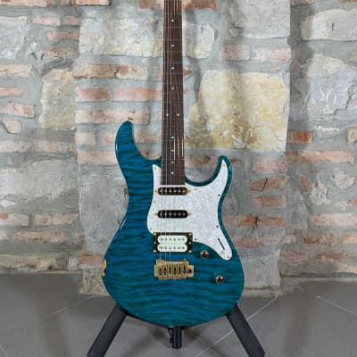 ギター Yamaha Pacifica 812WX Yamaha Pacifica 812WX | Specifications