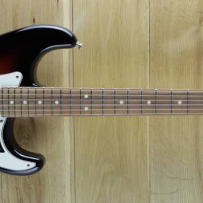 Fender Player Strat HSS, Pau Ferro Fingerboard, 3-Color Sunburst image 1