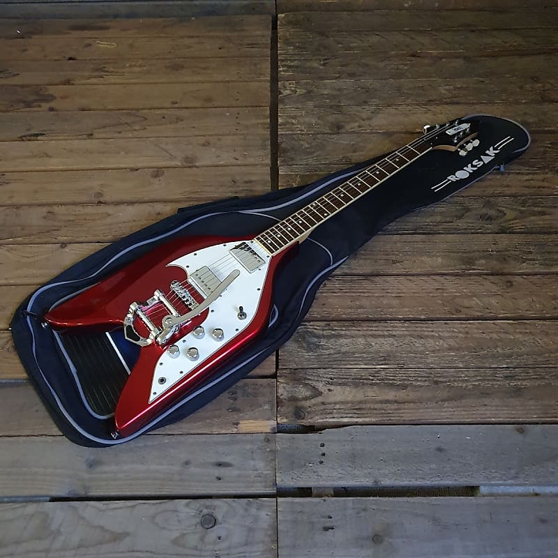 Electric Guitar Eastwood Rocket, Red With Gigbag USED! RKESW110422