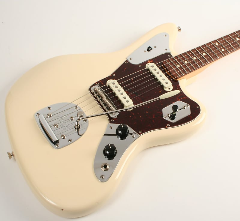 Fender american professional jaguar deals olympic white