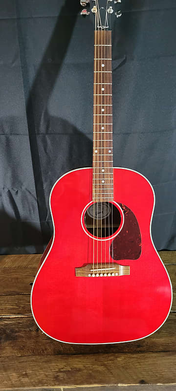 Gibson J-45 Standard image 1
