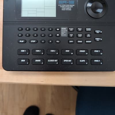Alesis SR-16 Drum Machine 2010s - Black