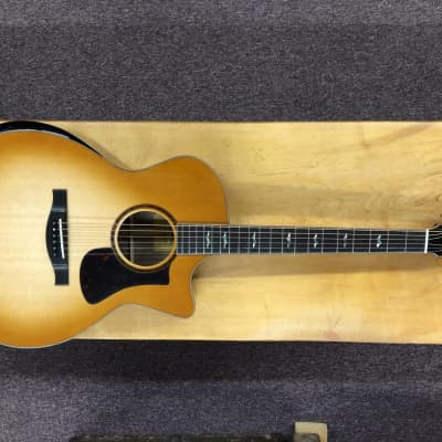 Eastman Grand Auditorium AC522CE Goldburst Cutaway Guitar W/Pickup & Hardshell Case image 2