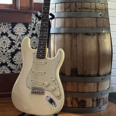 FENDER American Original '60sストラト ボディー FENDER USA American Original '60s Stratocaster (3-Color