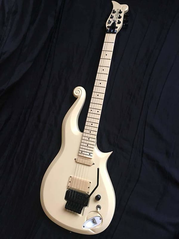 ESP Edwards Cloud Guitar Sugizo Signature 1994 White image 1