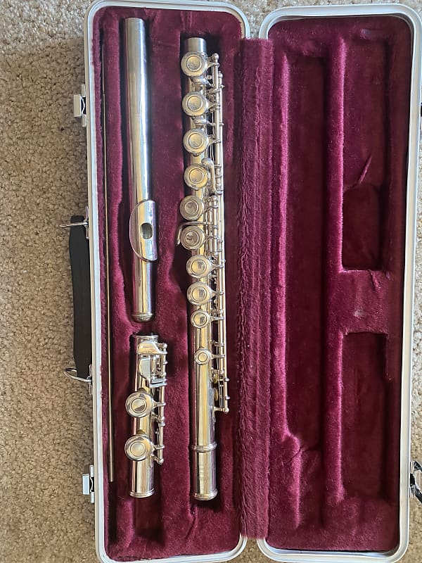 Yamaha YFL-225 Flute beginner flute image 1