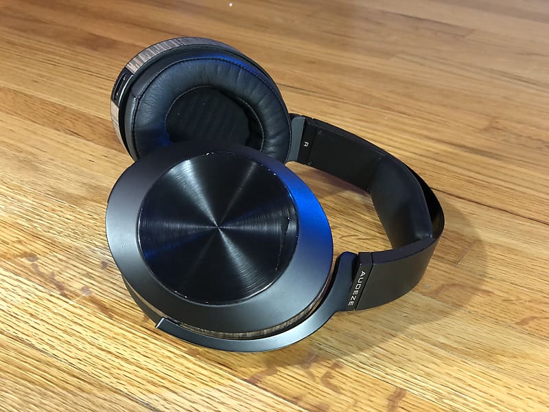 Audeze EL-8  			