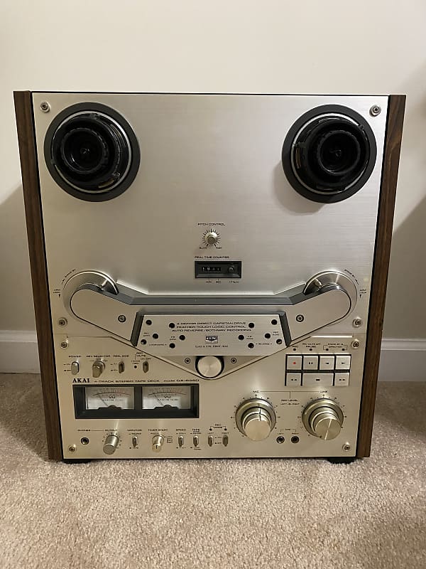 Akai GX-635D Reel to Reel Stereo Tape Recorder 1979-1980 - w/ Reel Dust Cover and Maxell sound recording tapes  			
