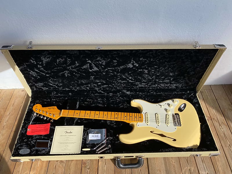 Fender Eric Johnson Signature Stratocaster Thinline - 0113602703 : Nantel  Musique
