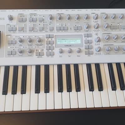 Access Virus TI2 Polar 37-Key Digital Synthesizer 2010s - Polar White