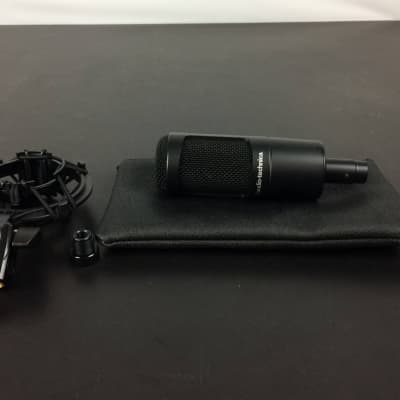 Audio-Technica AT2035 Cardioid Condenser Microphone - Audiotehnika
