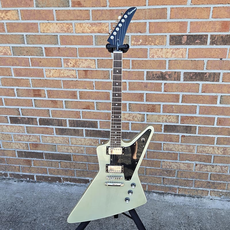 Epiphone Explorer Pro