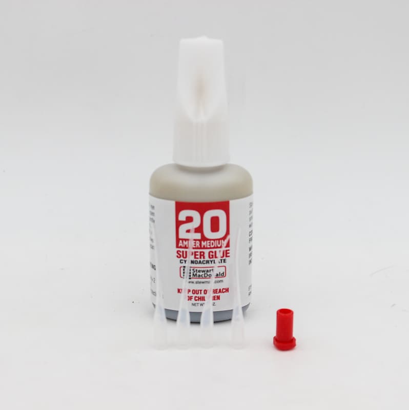 StewMac Amber Tinted Luthier Super Glue, 1 oz. w/ Extra Nozzles
