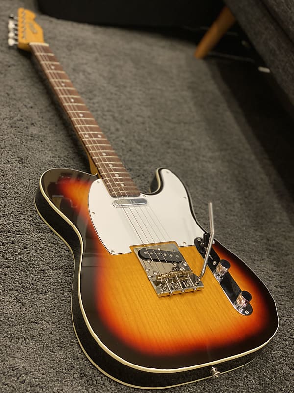 Tokai Telecaster ATEB-Maverick YS/R in Old Yellow Sunburst with