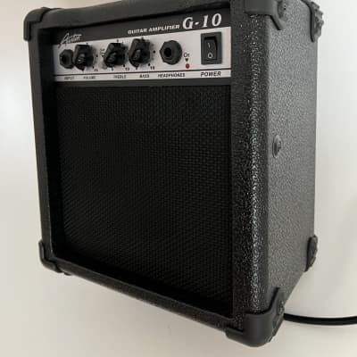 Austin | AUG10 | Electric Guitar | Practice Amplifier | Black image 1