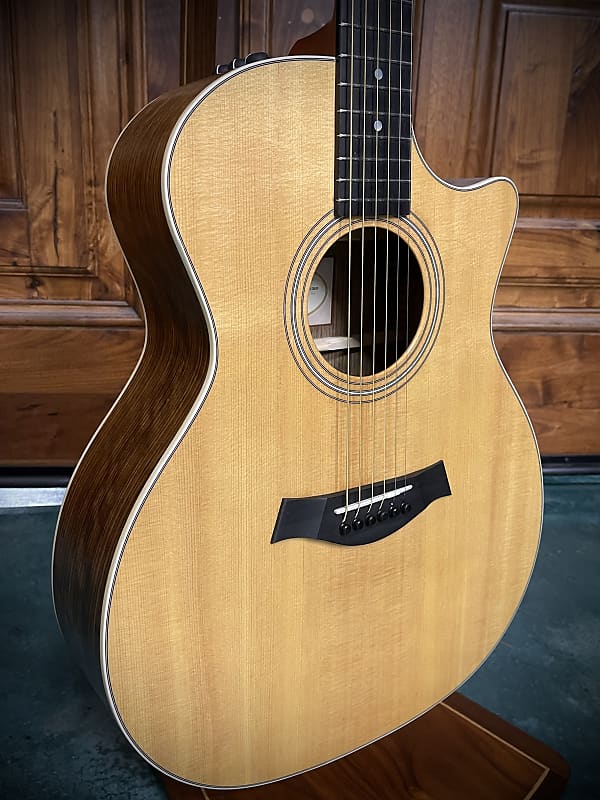 2005 Taylor 414ce Sitka Top- Satin Ovangkol Back and Sides | Reverb UK