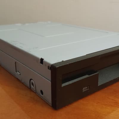 Kurzweil K2500/K2600 - First Floppy drive