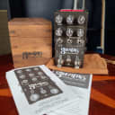 Chase Bliss Audio Gravitas Analog Tremolo with Wood Box