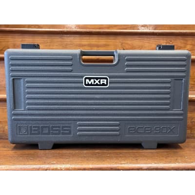 SECONDHAND BOSS BCB90X Pedalboard for sale