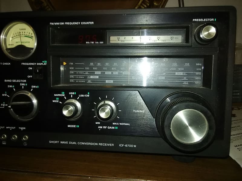 Vintage SONY ICF-6700W Shortwave Radio - Original manual