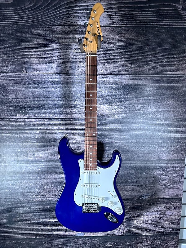 Fullerton strat-style Electric Guitar (Philadelphia, PA)