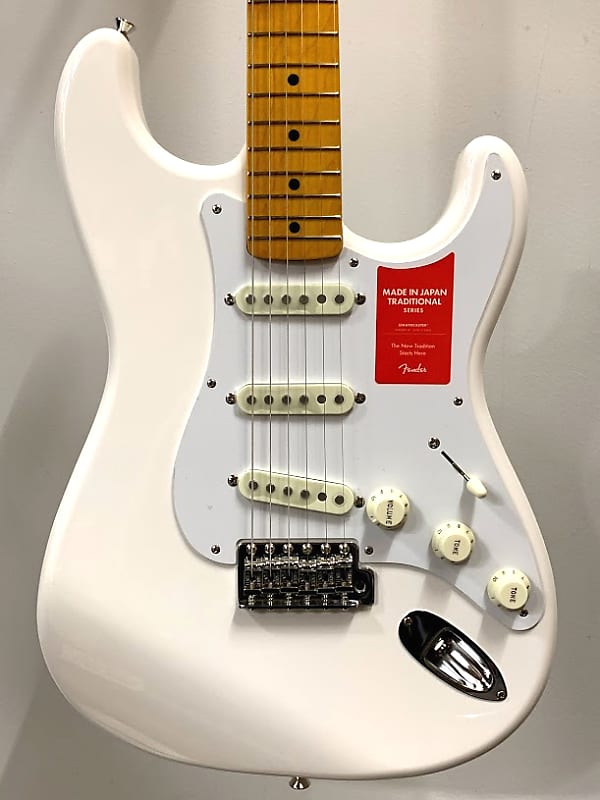 Fender Japan Traditional 50s Stratocaster SN: 1972 2018 Arctic White Weight  à3.60kg