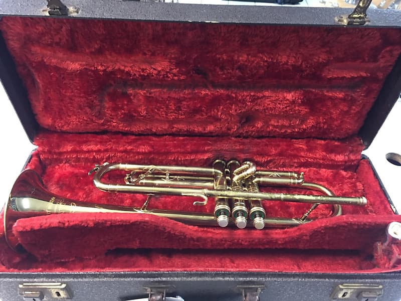 Vintage Pan American 1948 Trumpet Reverb