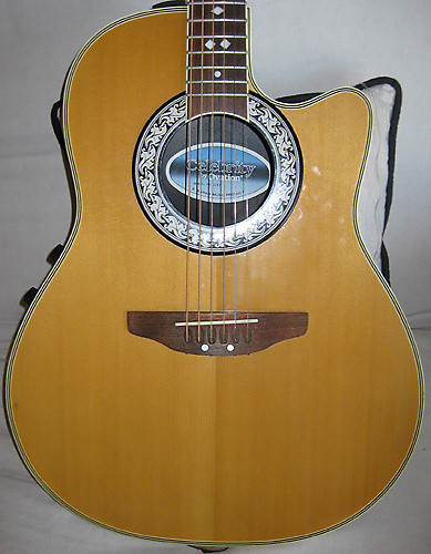 Ovation Celebrity CC57 Electric/Acoustic Guitar w/ Hardshell