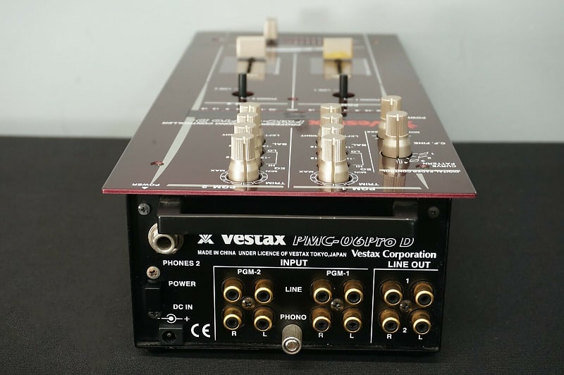 Vestax PMC-06 Pro D Samurai - Burgundy Professional Slim DJ