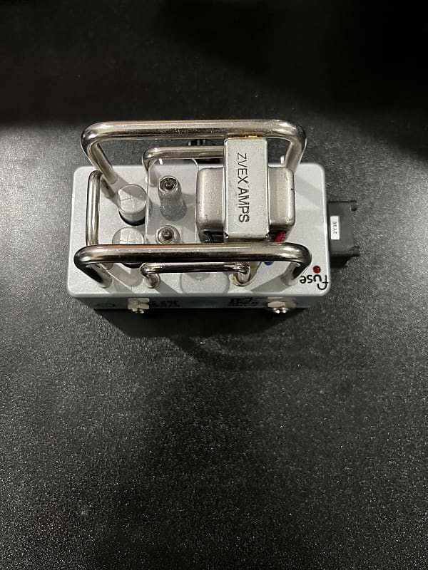 Z.VEX Nano Head Fuzz Factory サイズの真空管アンプ Z.VEX Nano Head Fuzz Factory サイズの真空管アンプ Z.VEX Nano Head