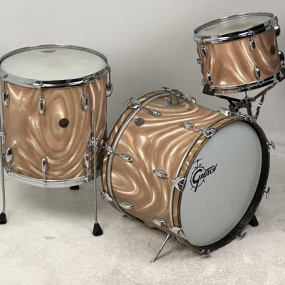 Gretsch 20/12/16" 1960's Round Badge Drum Set - Sunset Satin Flame image 4