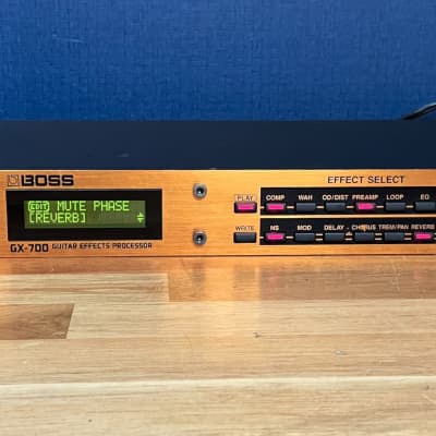Boss GX-700 Guitar Effects Processor | Reverb