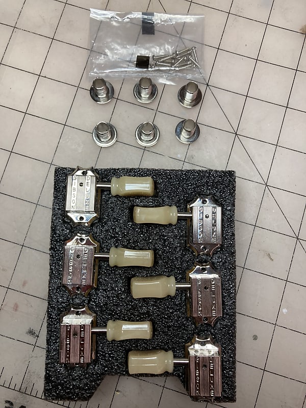 Gibson Tuning keys Reverb