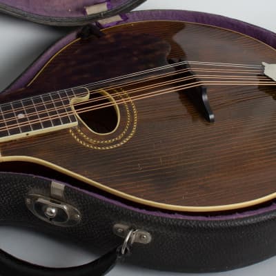Gibson  Style H-1 Carved Top Mandola (1918), ser. #48206, original black hard shell case. image 12