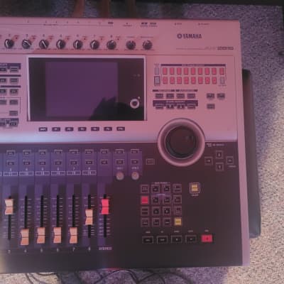 Yamaha AW2816 Professional Audio Workstation 16-Track Digital Recorder